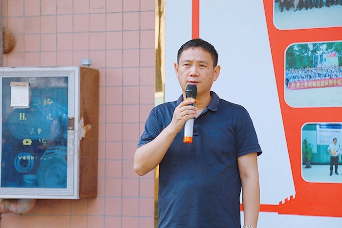 亚洲麻豆AV电影麻豆成人在线小电影董事长王洪贵发表重要讲话